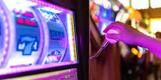 Màn hình xác nhận rút tiền VND thành công trên ứng dụng 69win mobile